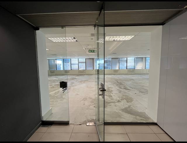 985M² OFFICE TO LET IN CAPE TOWN CITY CENTRE
